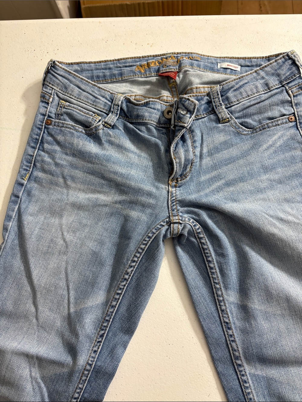 Arizona Jean Company Light Wash Skinny Jeans
